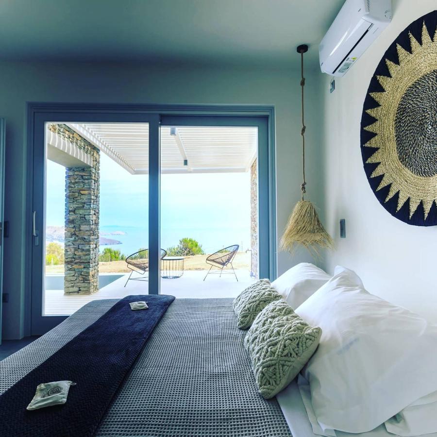 Iliades Luxury Boutique Suites Batsíon Exterior photo