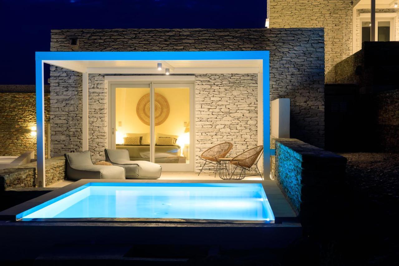 Iliades Luxury Boutique Suites Batsíon Exterior photo