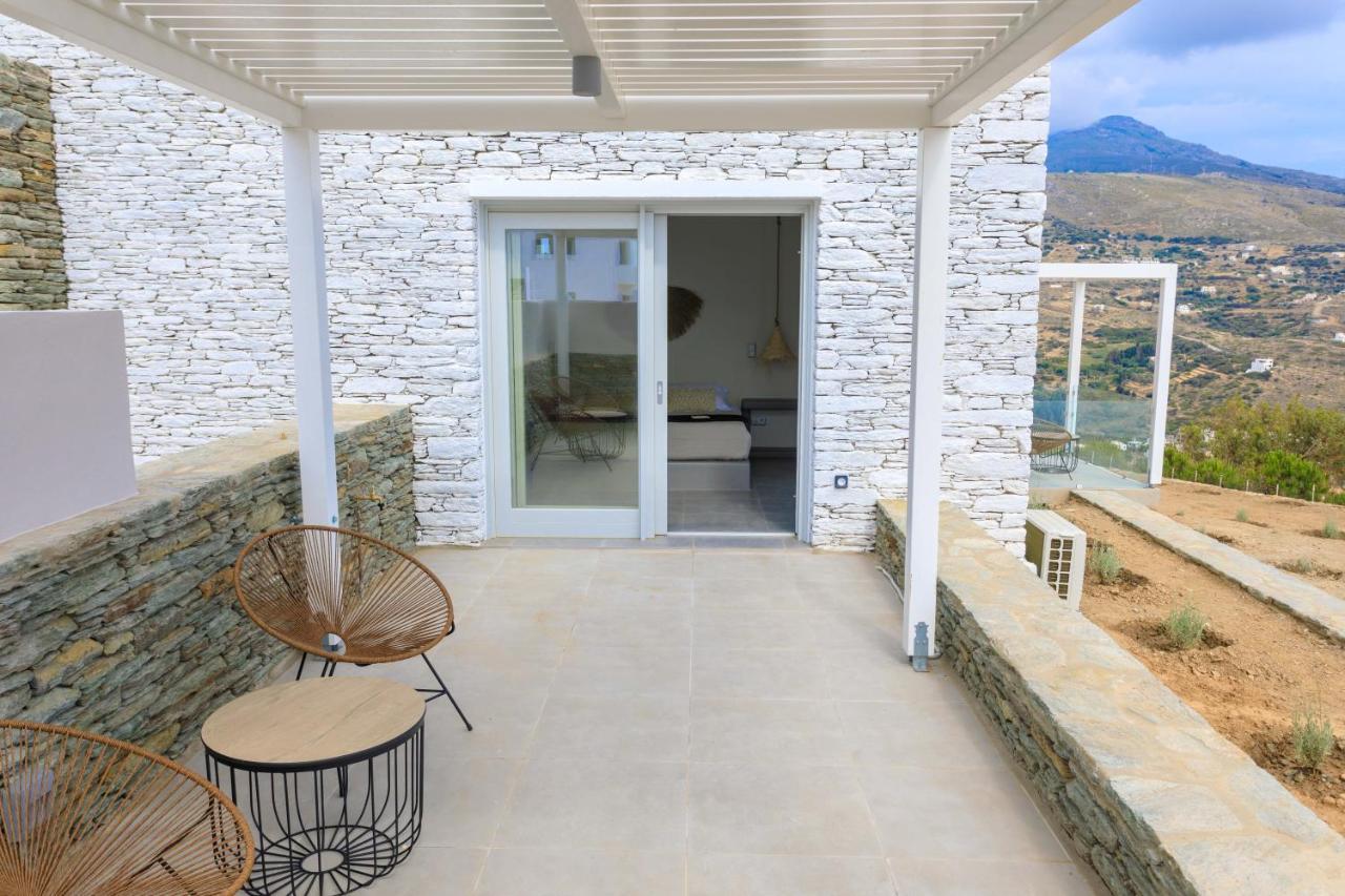 Iliades Luxury Boutique Suites Batsíon Exterior photo